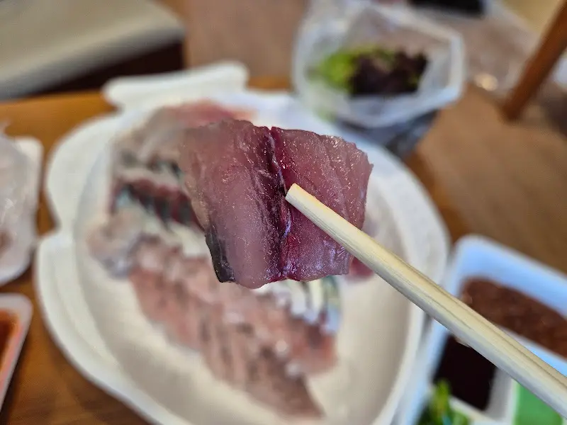 쌈 싸먹으면 더 꿀맛