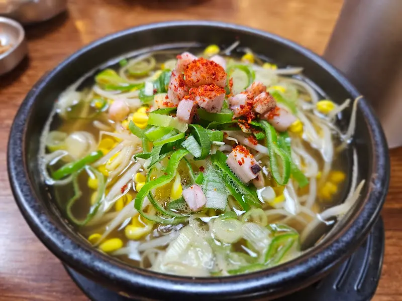 오징어 콩나물국밥 클로즈업