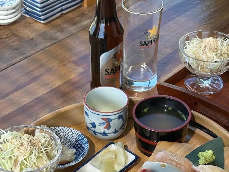 스시와 함께 곁들이는 사케