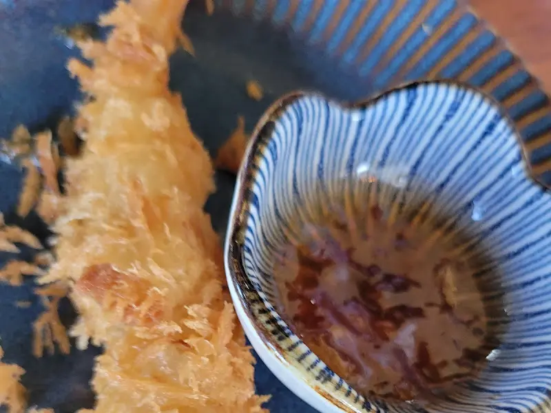 새우튀김과 소스