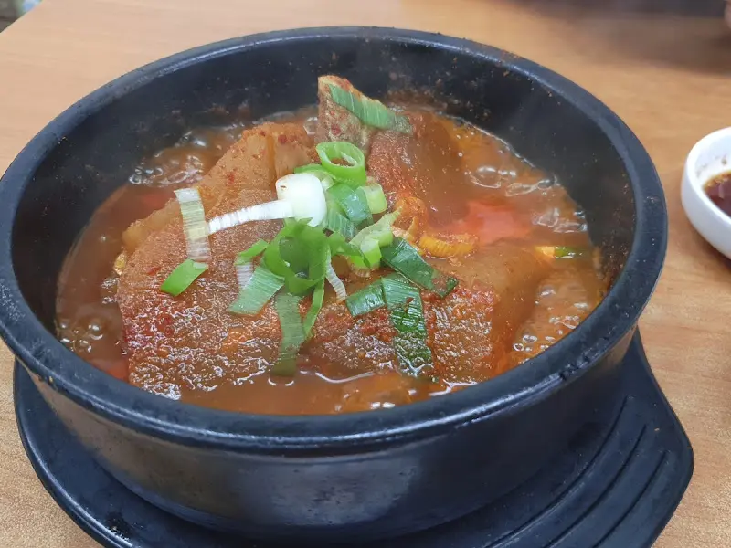 보글보글 김치찌개