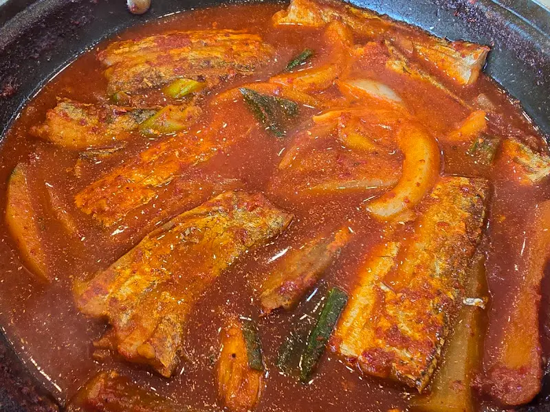 매콤한 양념이 쏙 밴 갈치조림