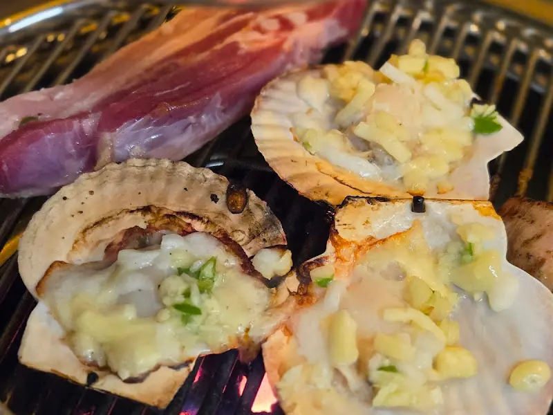 삼겹살과 가리비 구이