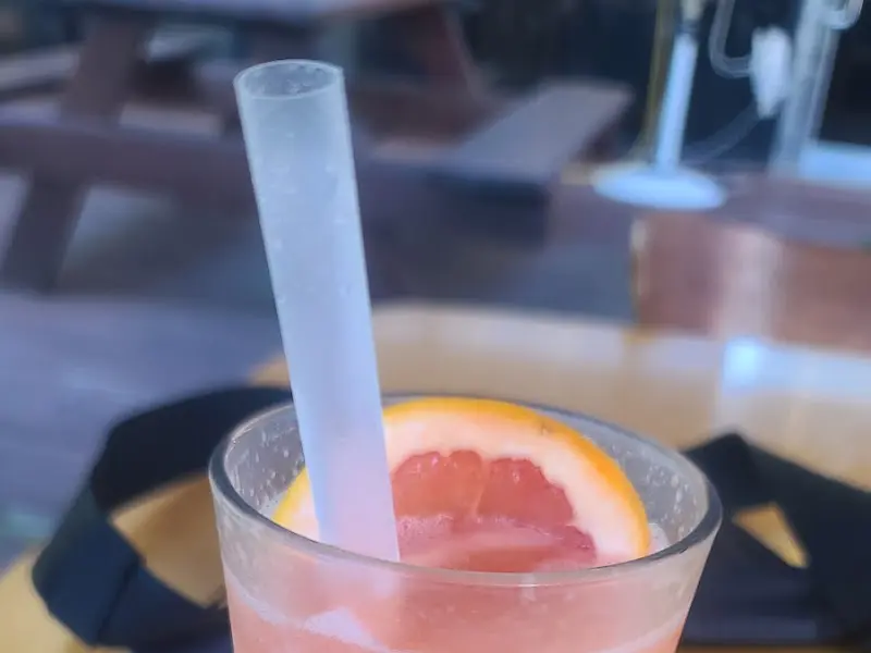 상큼함이 느껴지는 자몽 스무디