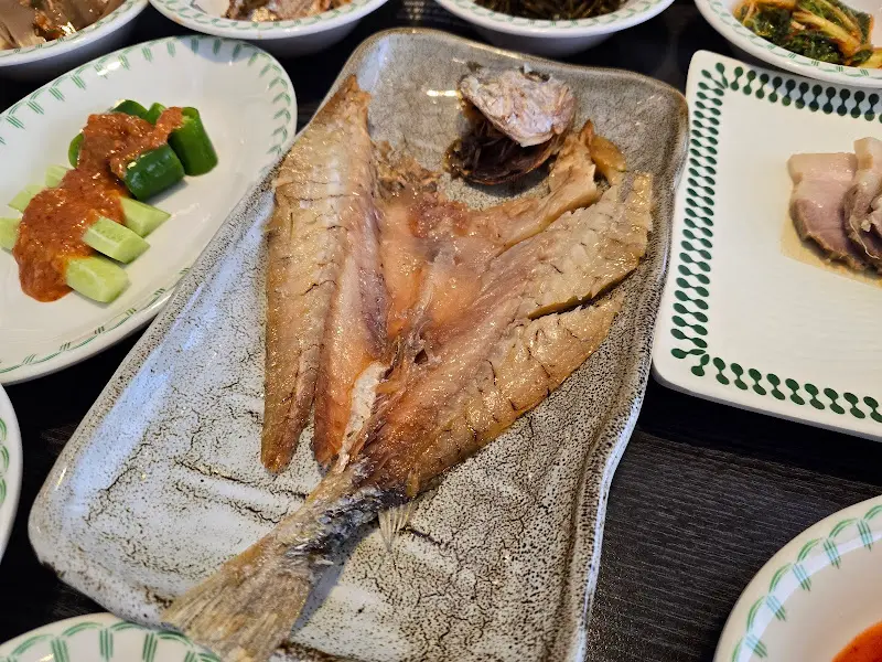 윤기가 자르르 흐르는 굴비