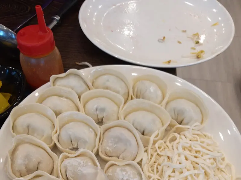 만두와 칼국수 사리