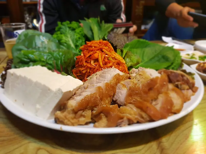 보쌈과 두부 클로즈업