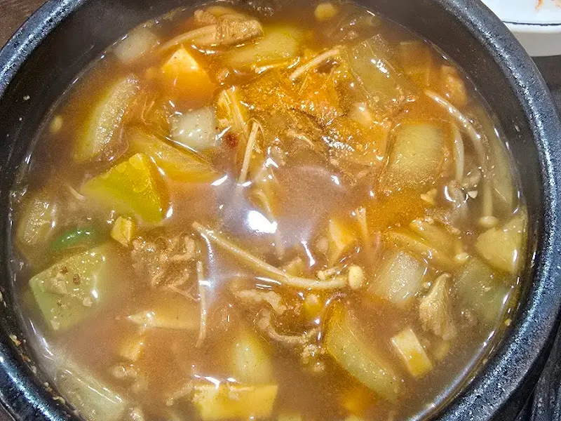 차돌박이와 숙주나물의 조화