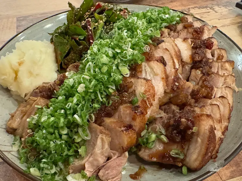 옥상식당 건물 외관