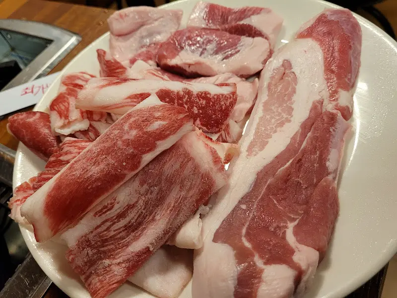 보기만 해도 군침이 도는 오겹살