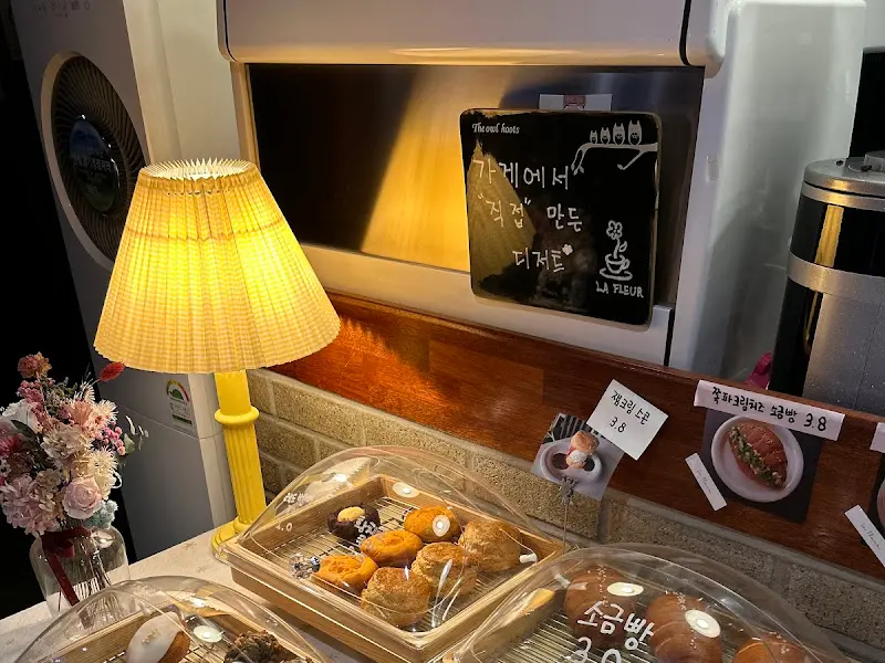 쇼케이스 속 디저트