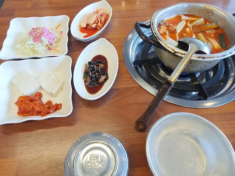 동태탕 한 상 차림