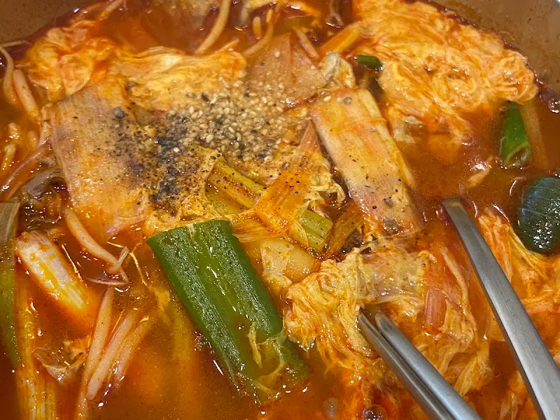 푸짐한 육개장 건더기