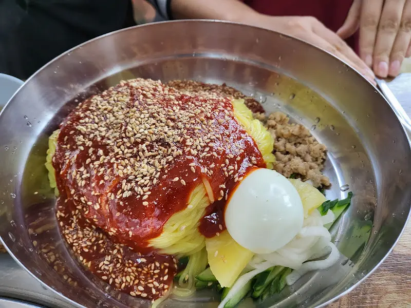 공자제면 비빔국수