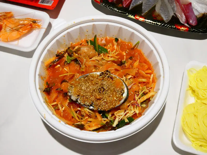 새콤달콤한 물회