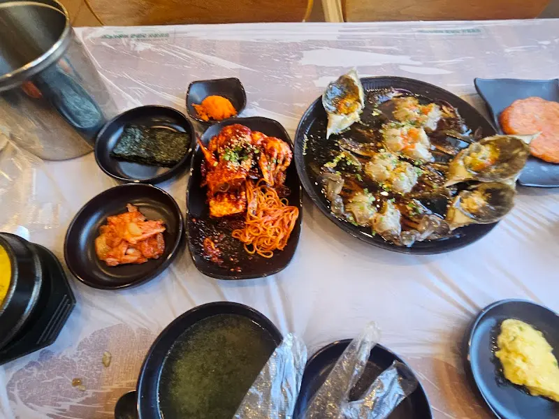 다양한 메뉴를 한 상에서