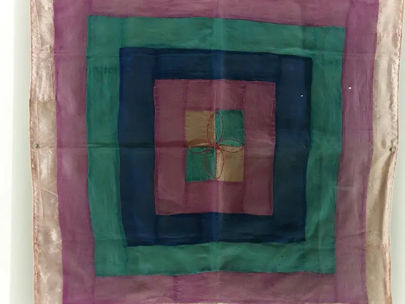 다채로운 색감의 장식품