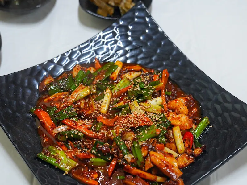 문어볶음 한 상 차림