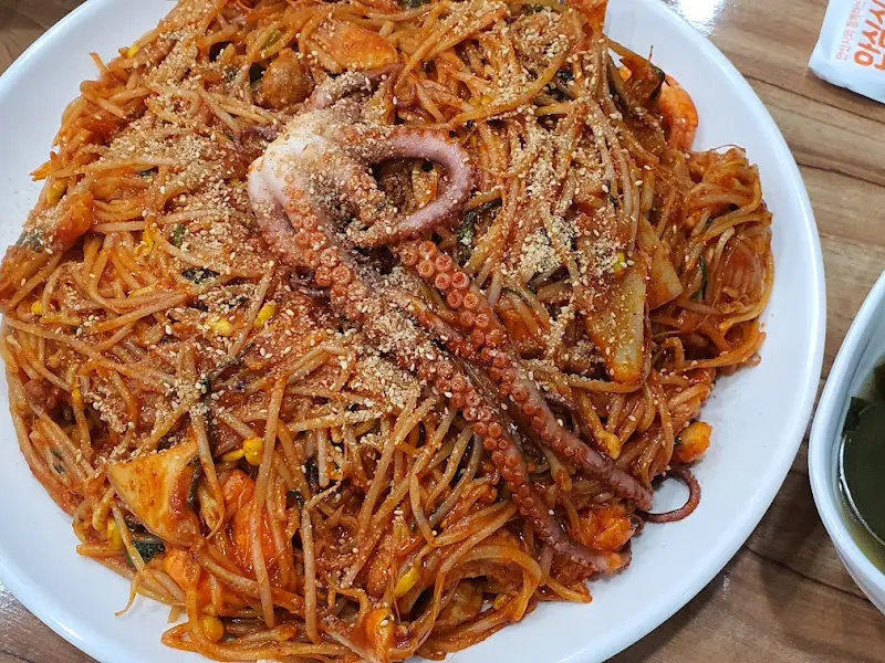 해산물이 가득한 해물찜