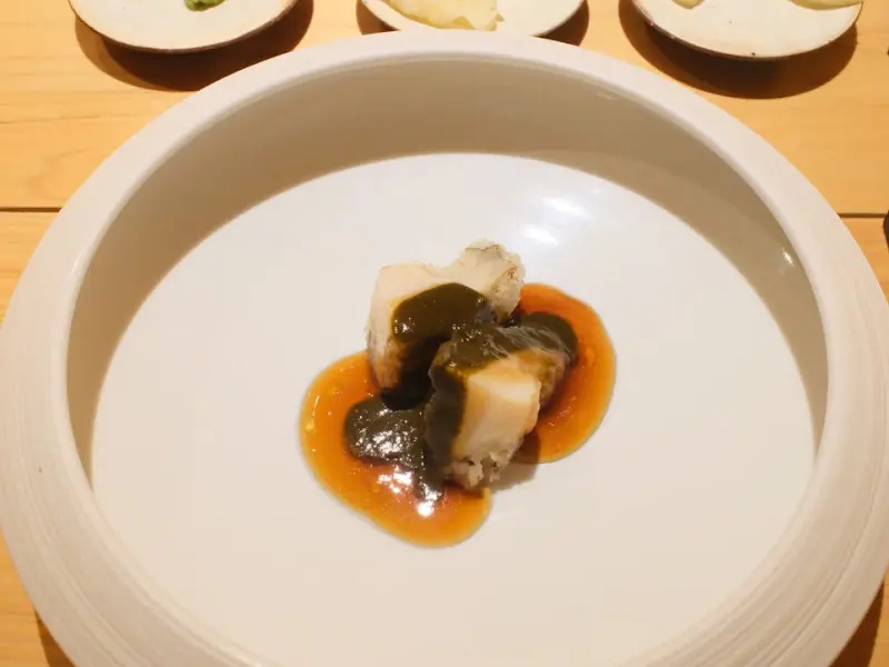 녹진한 풍미가 인상적인 아귀간 요리