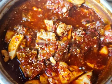 언양에서 맛보는 매콤한 즐거움, 정안정 언양점 소갈비찜으로 떠나는 미식 여행