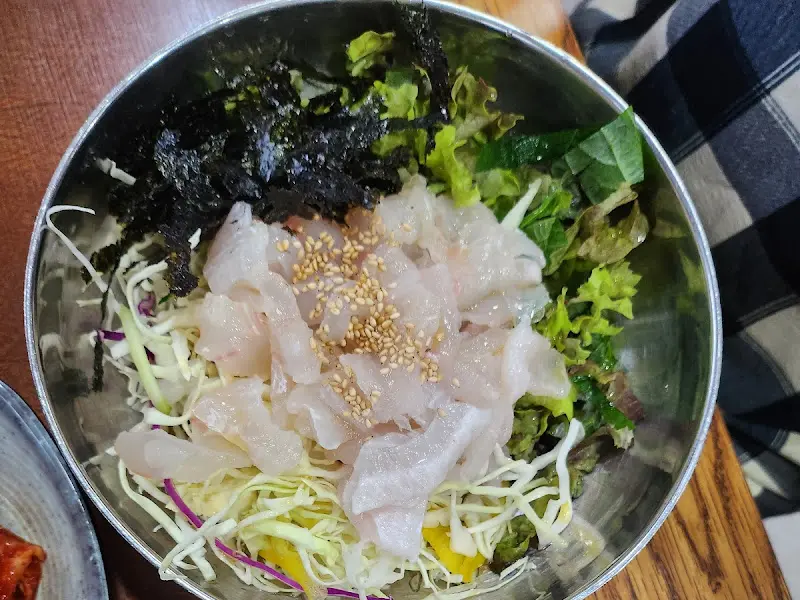 생선물회 근접샷
