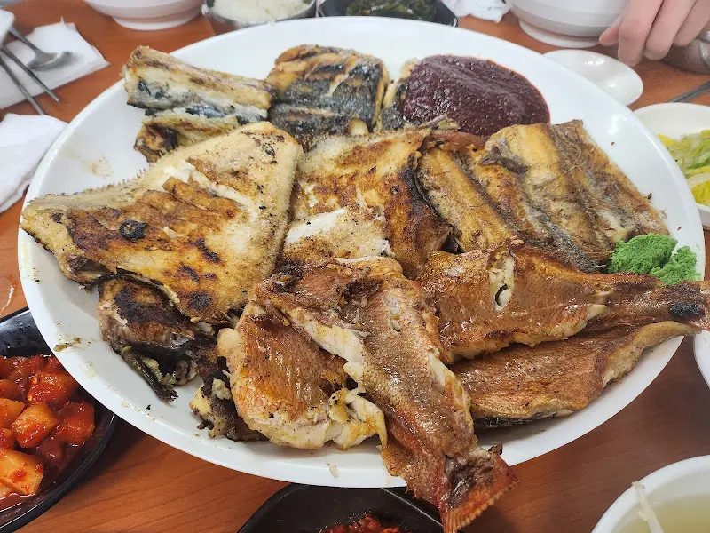 푸짐한 생선구이