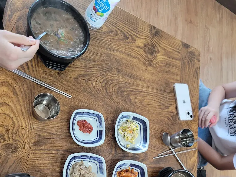 푸짐한 짱뚱어탕 한 상 차림