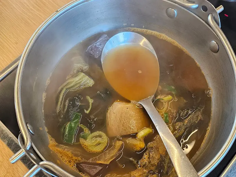 뜨끈한 소고기뭇국