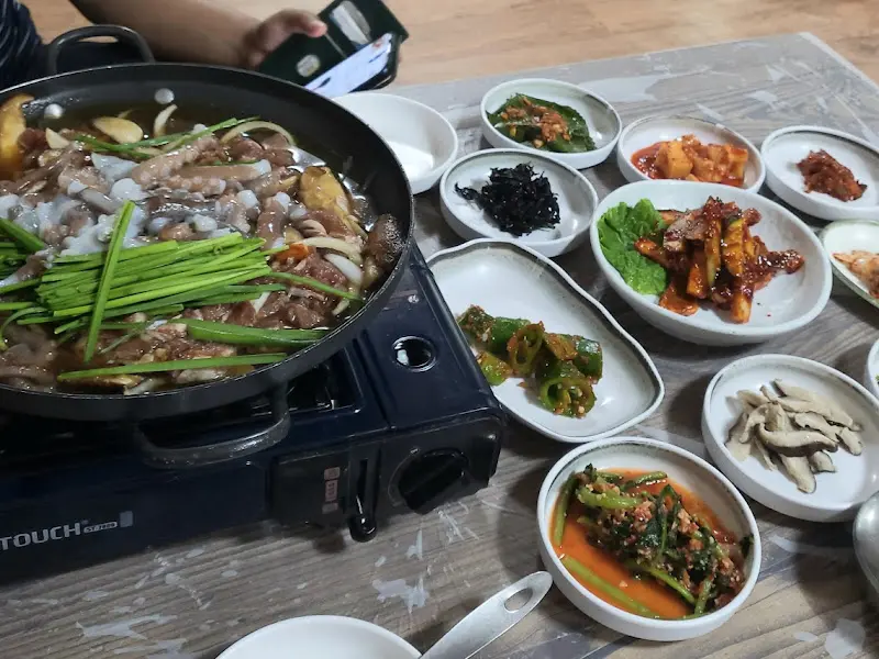 불낙과 밑반찬 전체샷