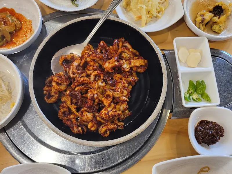 쭈꾸미 볶음 근접샷