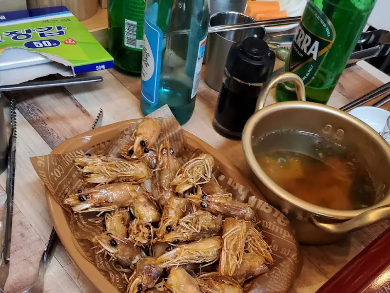 새우 튀김 근접샷