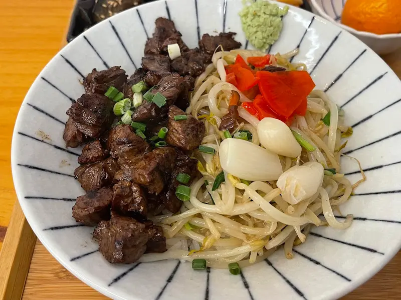 스테이크 덮밥 확대