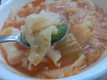 순창 재래시장의 숨은 보석, 시장식당에서 맛보는 김치수제비! 여기 진짜 순창 맛집 맞네!