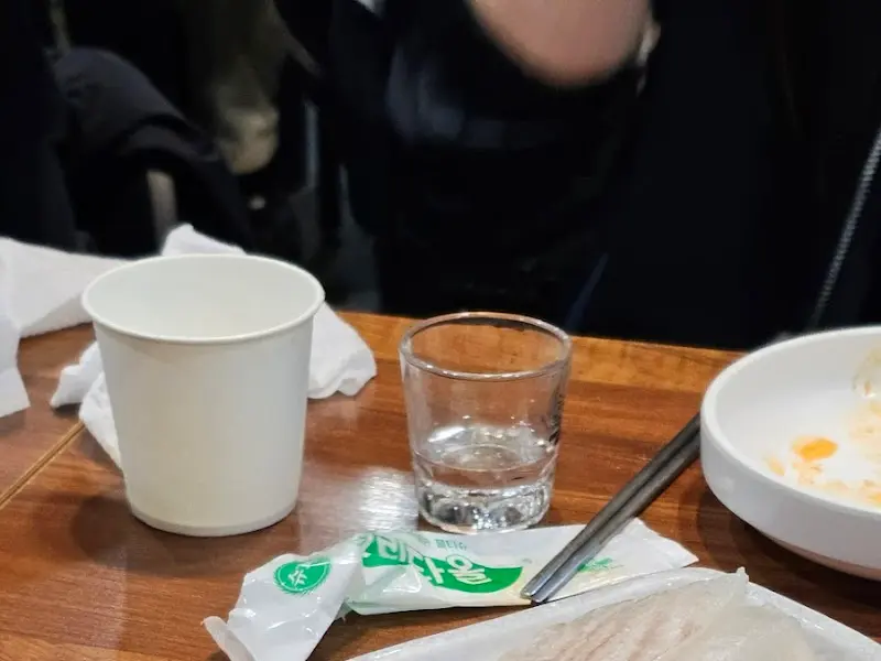 이한진숙성회 테이블 세팅