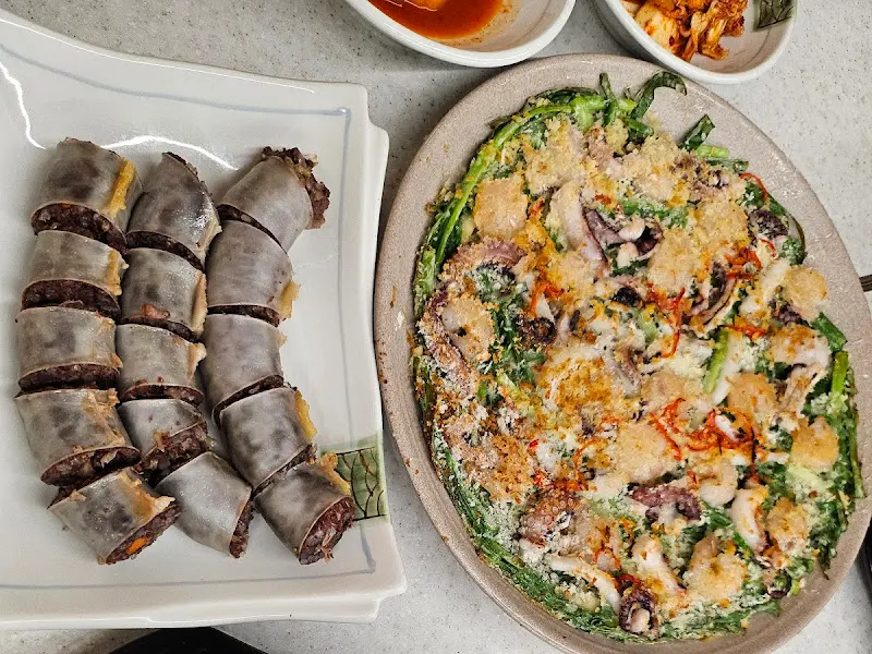 맛보기 순대와 해물파전