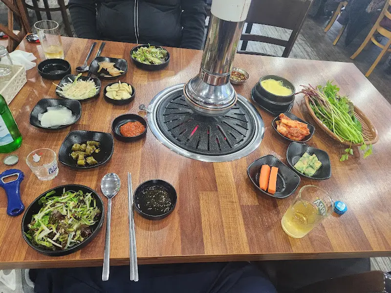 홍서방 테이블 세팅