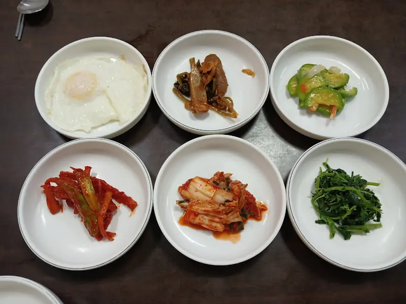 장안식당 기본 반찬