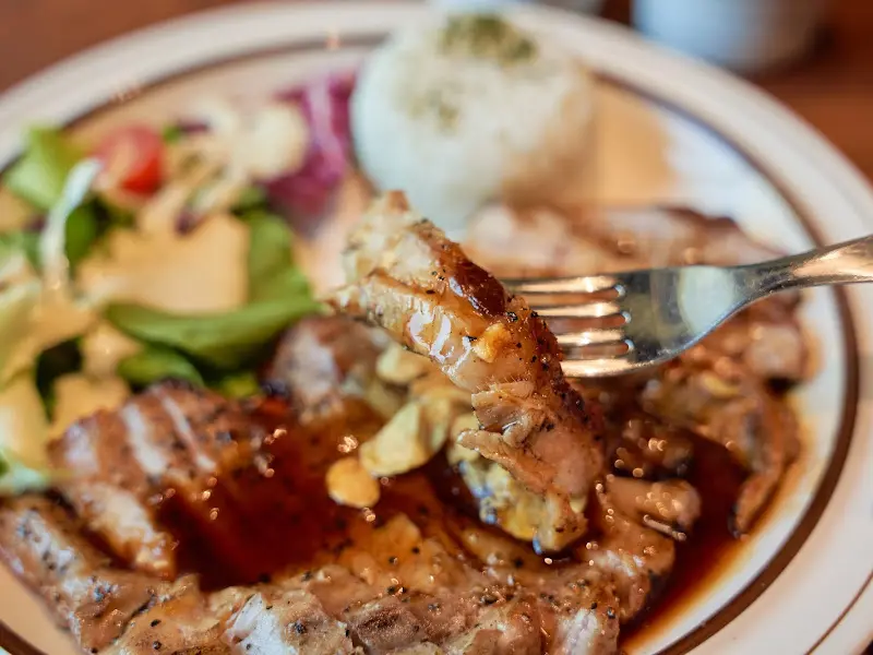 목살 스테이크 근접샷