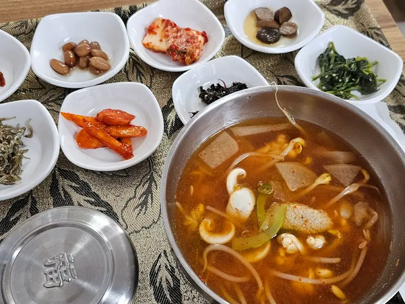 정애식당 한 상 차림