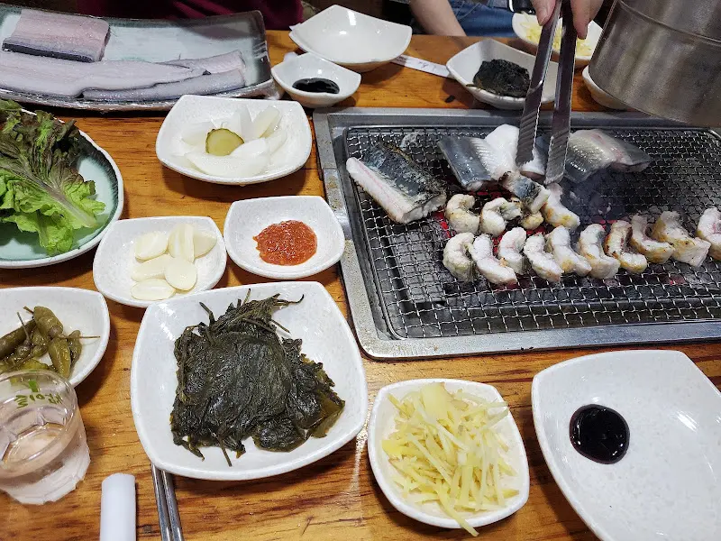 장어 한 상 차림