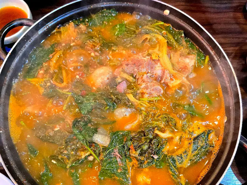 보글보글 끓는 감자탕