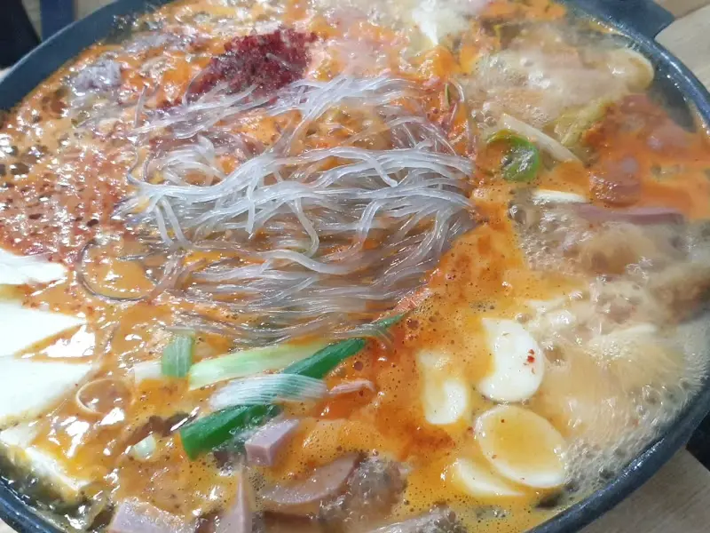 누나네 부대찌개 재료