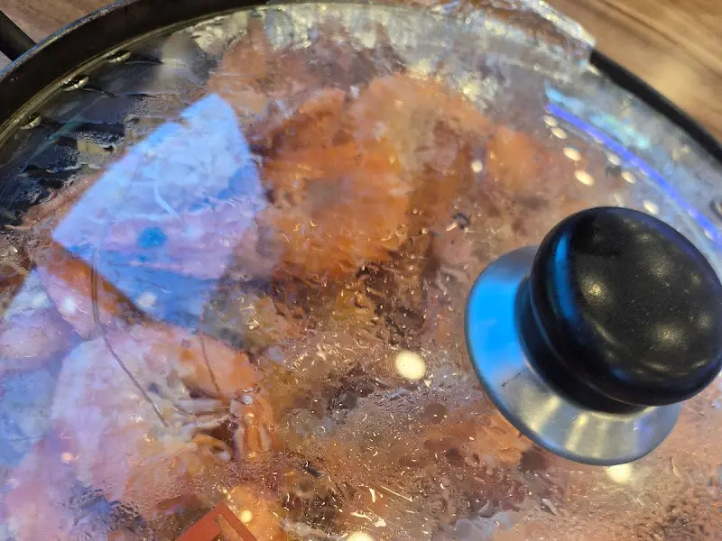 소금구이 새우가 익어가는 모습