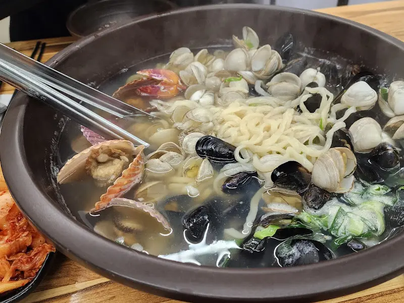 조마담칼국수의 조개칼국수