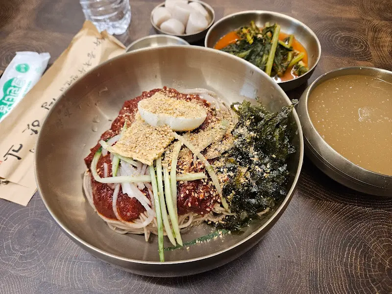 참기름 비빔 막국수