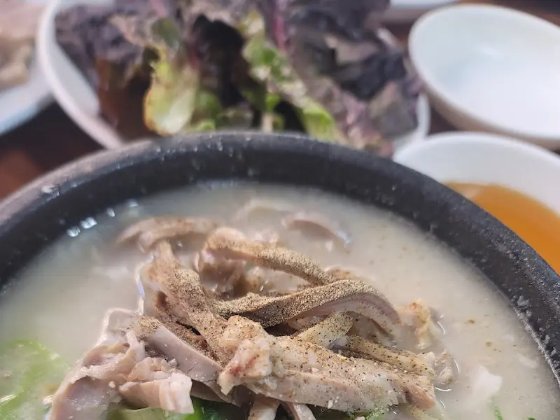 돼지국밥 고기