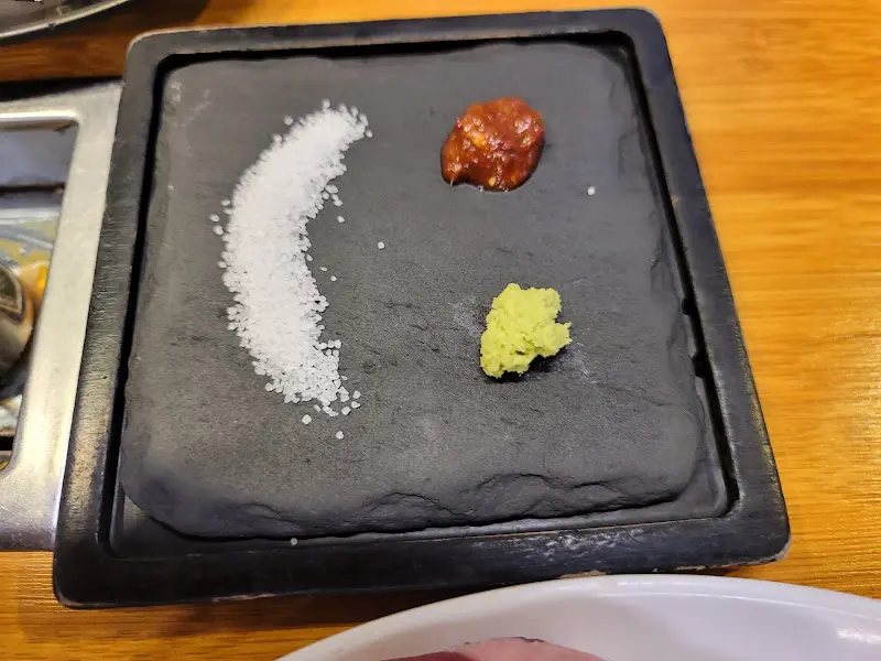 고기와 함께 곁들여 먹는 소스