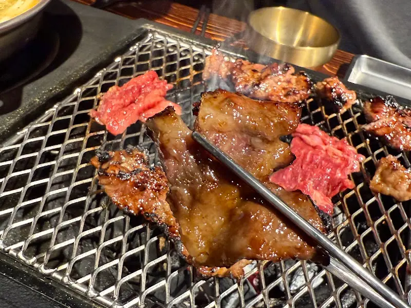 소고기 굽는 모습