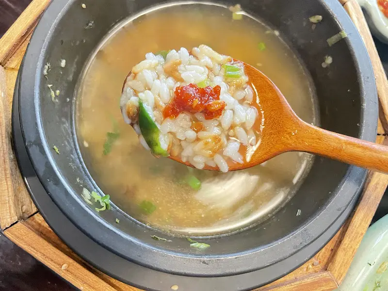 솔솥의 깔끔한 내부